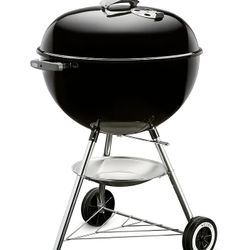 Weber Original Kettle Charcoal Grill 22"