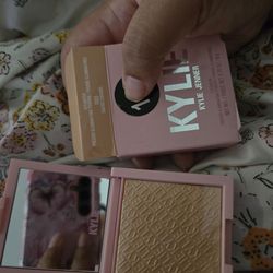 Kylie Jenner - Highlighter 08 salted carmel