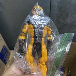 Marvel Legends Sabertooth 