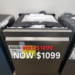 SIGNATURE 24 in. Top Control SMART Buit in Dishwasher in
Textured Steel with Stainless Steel Tub, 3rd Rack & TrueSteam