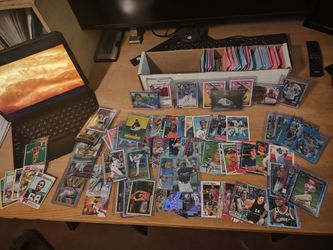 100 Sports Trading Cards