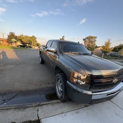 Silverado 1500  4 door