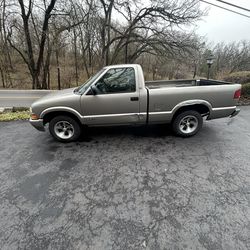 2000 Chevrolet S-10