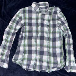 Old Navy Plaid Button Down Long Sleeve “The Classic Shirt” Size Large 