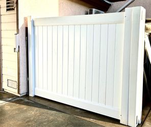 Vinyl fence