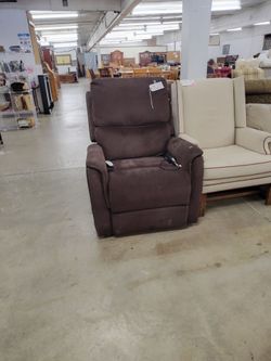 Brown electric lift chair