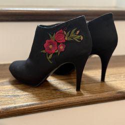 Black Booties Size 8