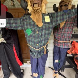 Animated Scarecrow Green