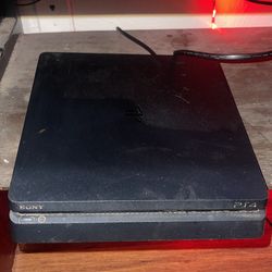 Ps4 slim