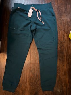 brand new figs bottoms