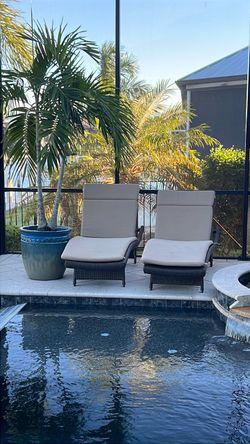 Pair of Outdoor Chaise Loungers with Cushions