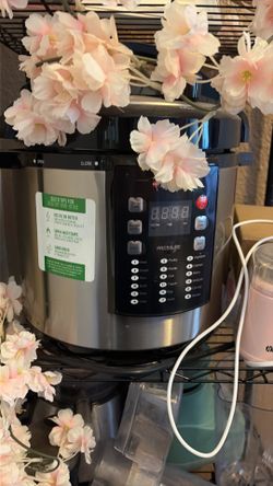 Like new Pressure cooker
