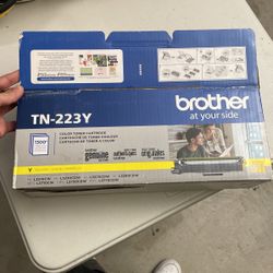 COLOR TONER CARTRIDGE