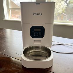 Automatic Pet Feeder