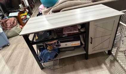 Tv stand