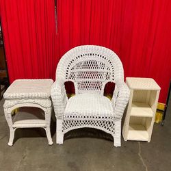 Collection of wicker furniture incl. armchair, end table, & lamp table / bookcase