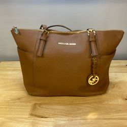 Woman’s Purse 