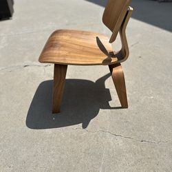 Mid Century Modern Walnut Plywood Accent Chair 