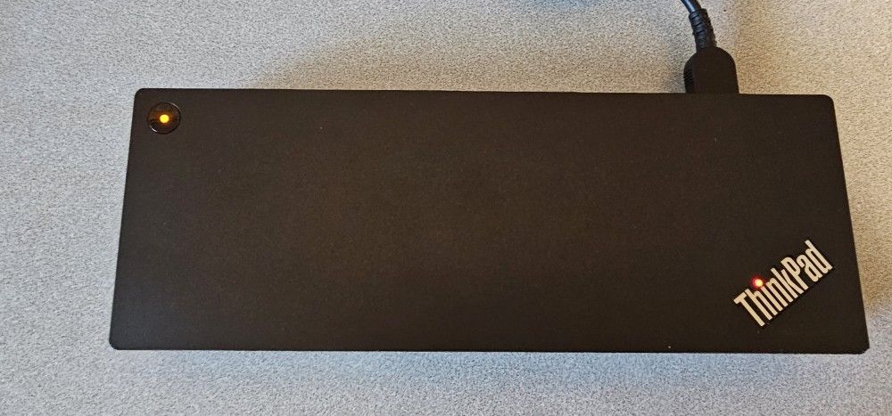 Lenovo Thinkpad Universal Thunderbolt 4 Dock