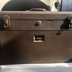 Kennedy Tool box