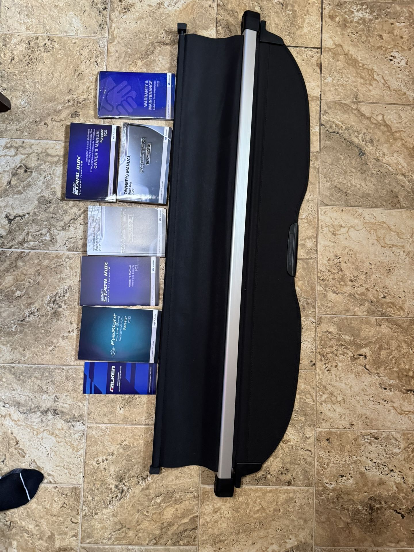 Subaru Forester Cargo Cover & Books