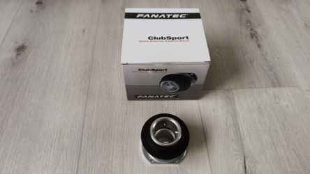QR1 Wheel-side Quick Release Steering Wheel Adapter for Fanatec Sim Racing Base