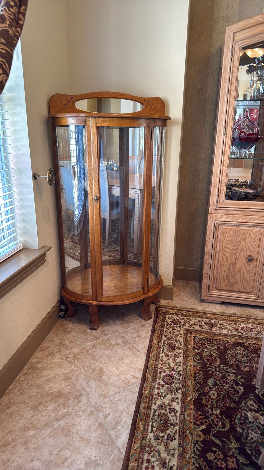 Oak Display Cabinet With Adjustable Glass Shelves (3)