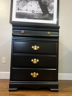 Small Black and Gold 4 Drawer Dresser
