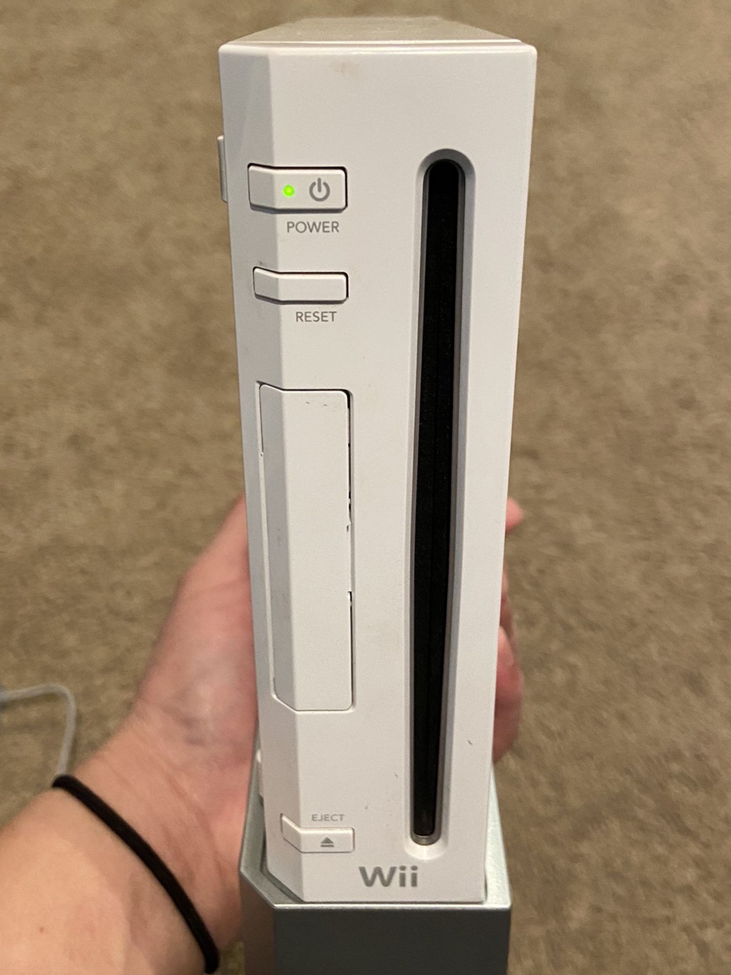 Nintendo Wii (console and charger only)