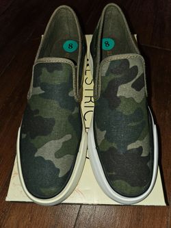 Women's shoes size 8