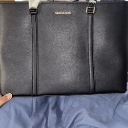 Michael Kors Sady Bag Black