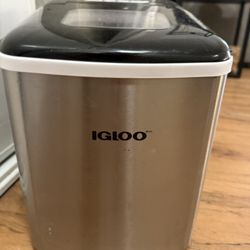 IGLOO Ice Maker
