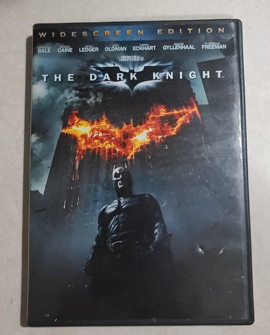 THE DARK KNIGHT WIDESCREEN EDITION DVD