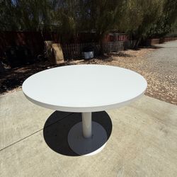Knoll 36” Round White Laminate Table - Single Column Office Style