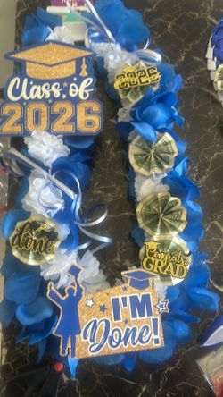 Graduation leis