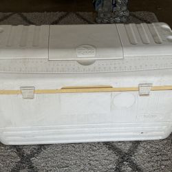 Extra Large Igloo Cooler