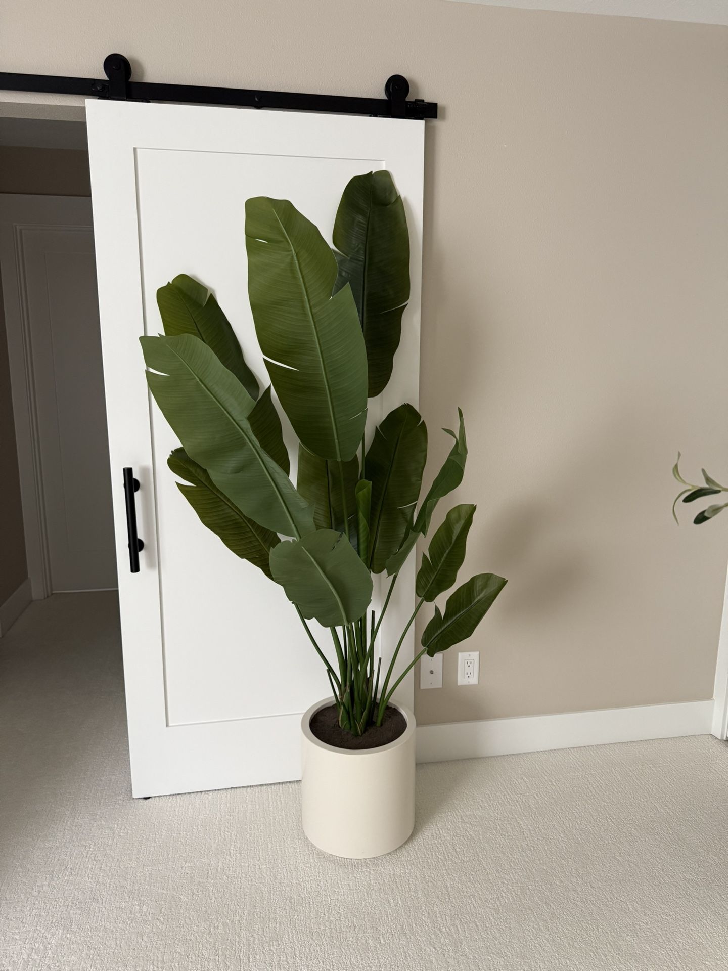 Faux Banana Leaf Tree