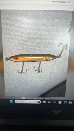 5 Vintage Wooden Fishing Lures 