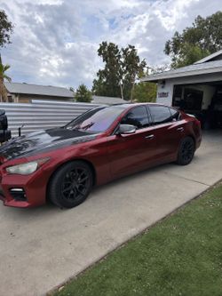 2015 Infiniti Q50