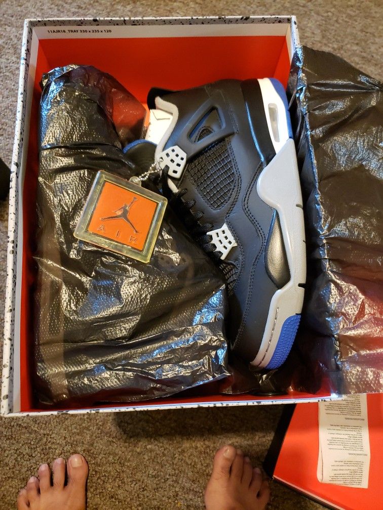 Air Jordan 4 Retro Motorsports Alternate 2017 Size 9.5M