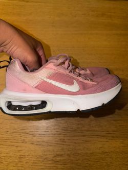 NIKE PINK AIR MAX SNEAKERS