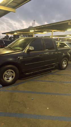 2001 Ford E-150