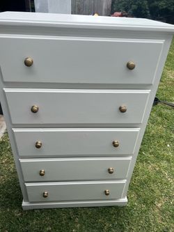Dresser 5 drawer