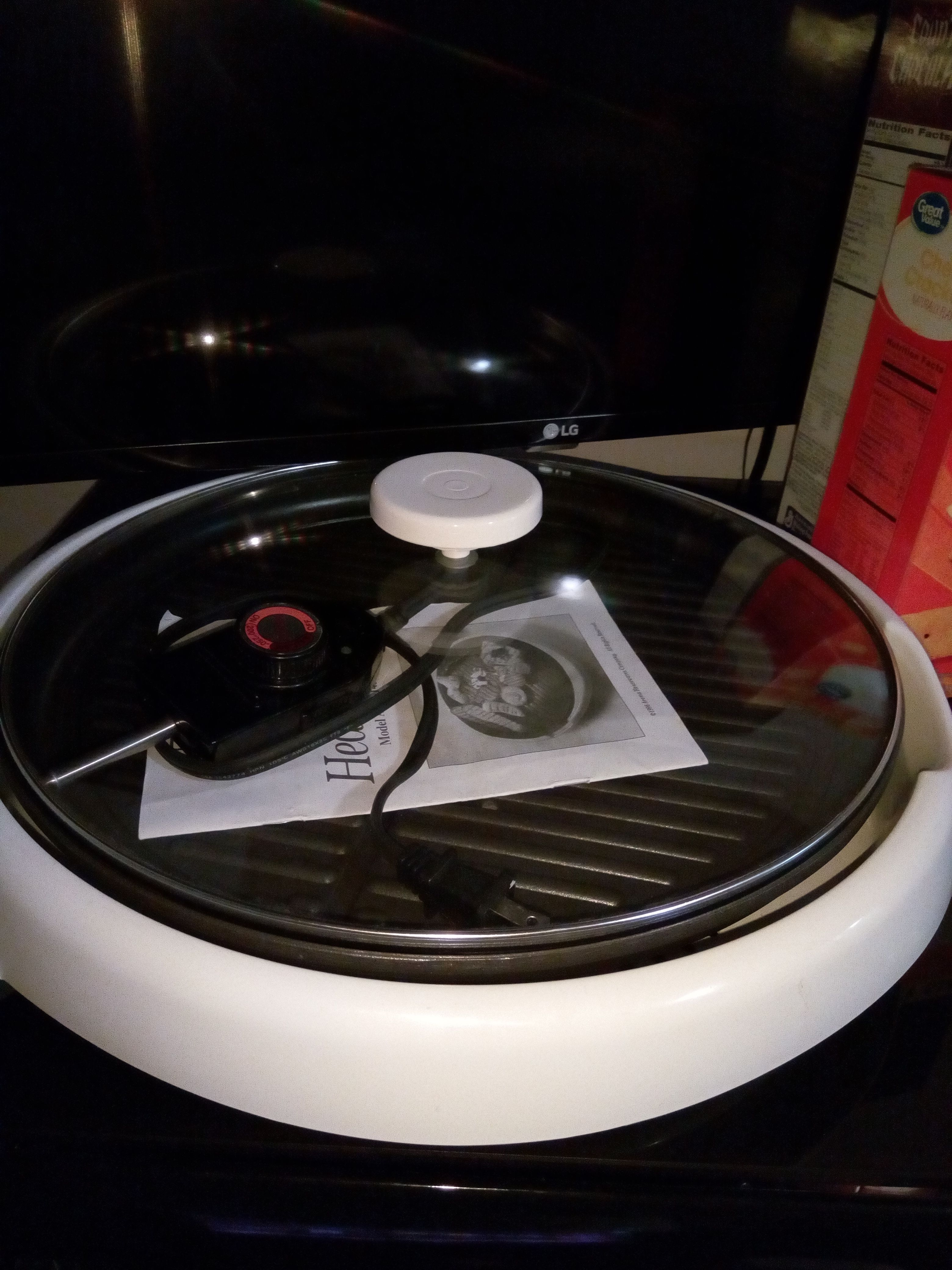 Aroma prestige 8-1 cool touch electric health grill like new for sale