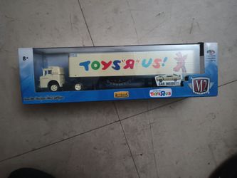 M2 Toys R Us 