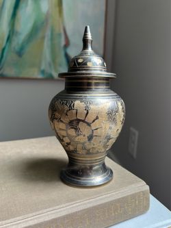Vintage Black & Brass Etched Ginger Jar ( H8" ) firm on price