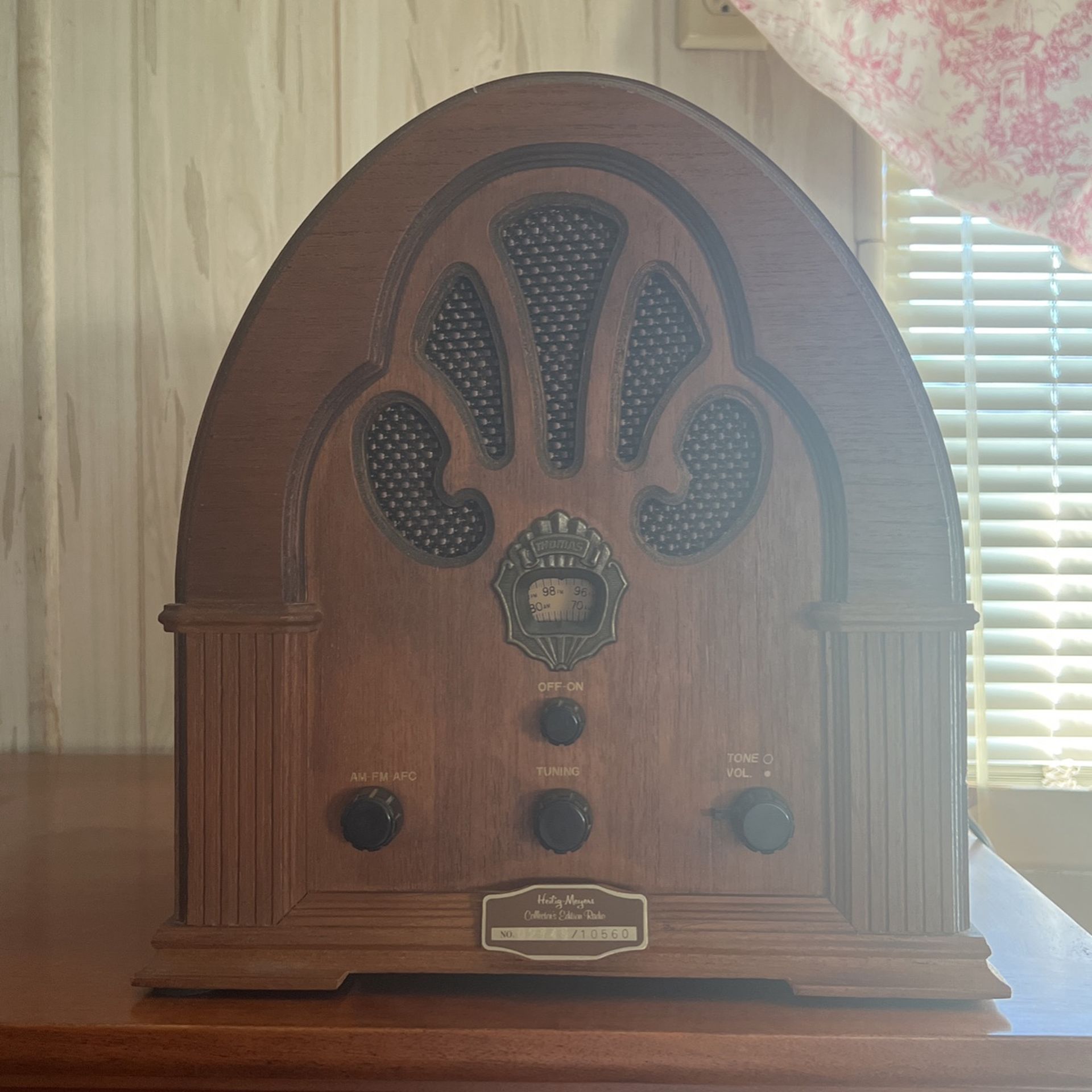 Thomas Radio