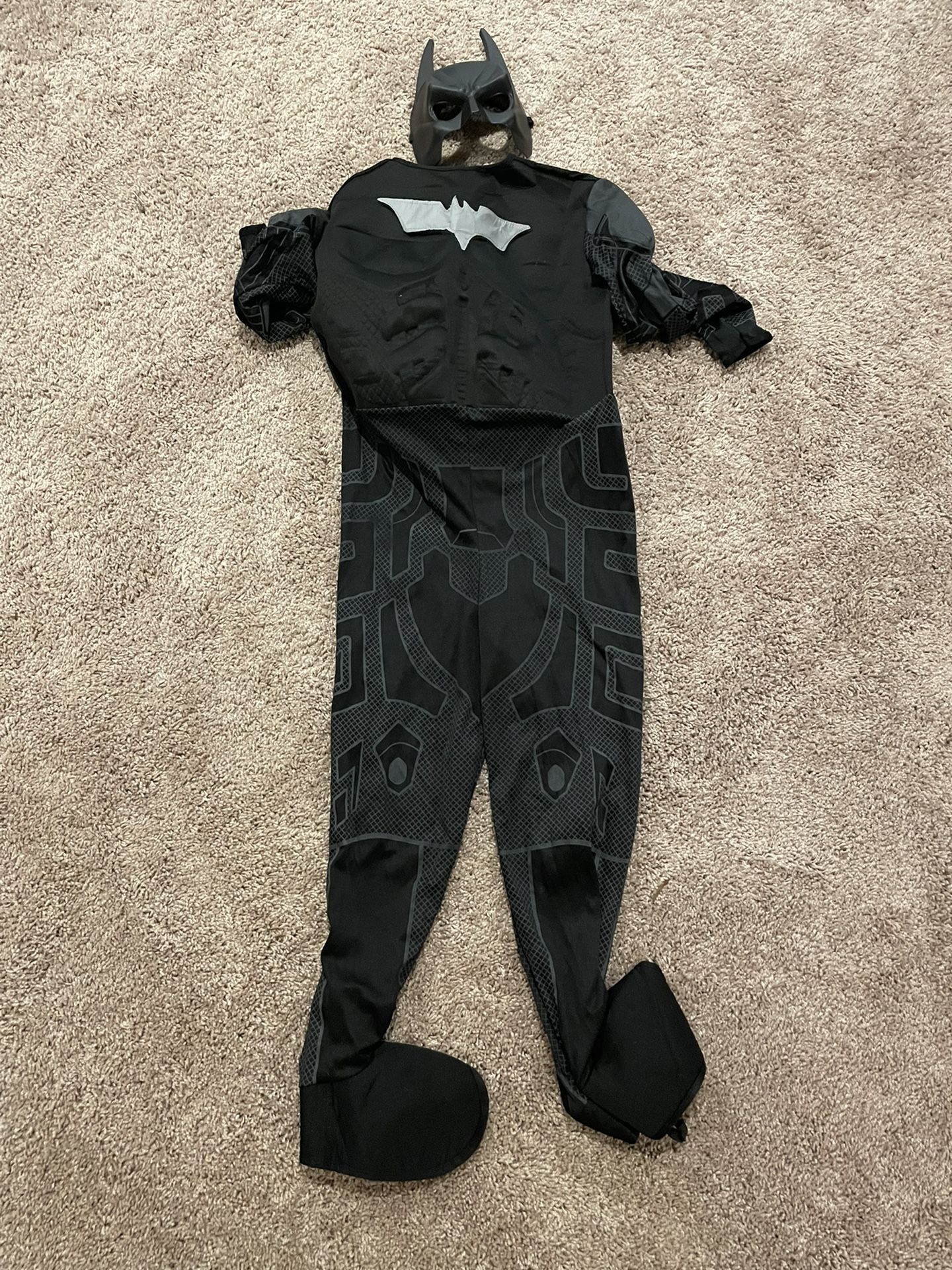 Rubie’s Costume Co Dark Knight Batman Costume Youth Medium