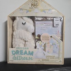 Wooden Dollhouse with plushy Unicorn Gift Set