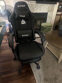 Gaming  chair